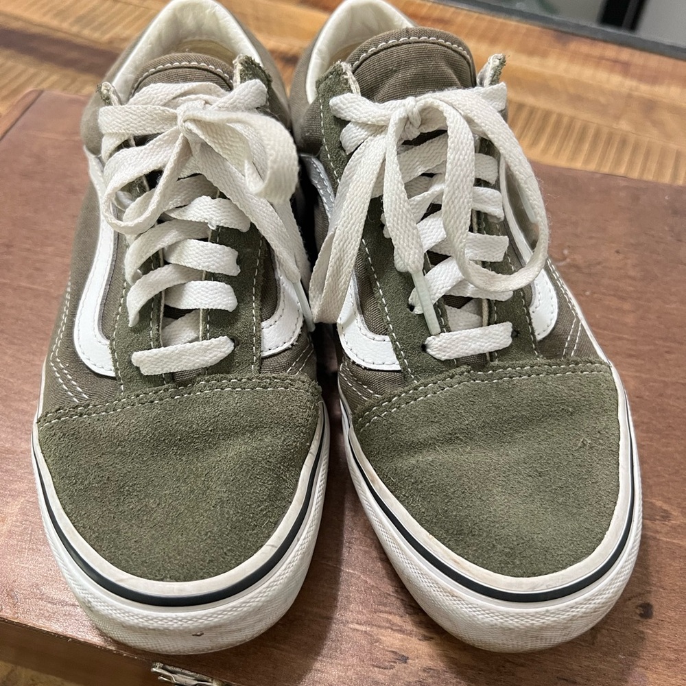 Vans Men's Green and White Sneakers - Picture 5 of 7